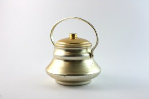 Azucarero de Metal Estilo Nórdico con Acabado Premium y Tapa - Product Image 1