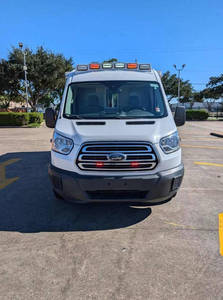 MINT 2016 Transit 3.7L V6 Essence Type II Icu Transit Clinique médicale Ambulance 4x4 Entièrement équipée - Product Image 3