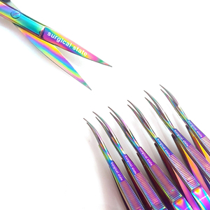 Ciseaux de manucure en acier inoxydable de couleur argentée et personnalisée avec lames droites et courbes tranchantes pour le soin des cuticules des ongles - Product Image 3