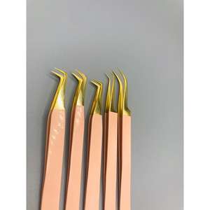 Pince à épiler à pointe fine pour une séparation nette des cils - Product Image 1