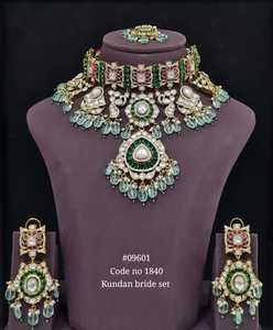 Conjunto de Joyería Kundan Vintage, Collar y Aretes de Latón Chapado en Oro, con Perlas de Moissanita, para Novias y Bodas - Product Image 3