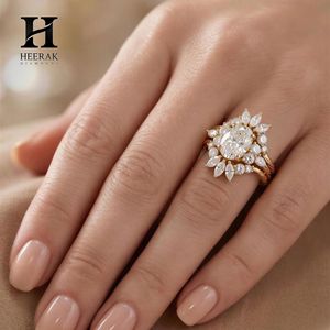 Anillo de compromiso vintage con diamante ovalado cultivado en laboratorio, conjunto de anillos de oro de 14 quilates con halo de rayos de sol marquesa, conjunto nupcial de lujo con diseño de estrella para mujer - Product Image 2