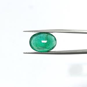 Émeraude ovale verte de 9,10 carats provenant de la Zambie (10,25 Ratti) - Product Image 3