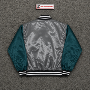 Chaqueta Varsity Personalizada en Gris y Verde Azulado Satinado, Chaqueta Bomber de Béisbol Premium Brillante con Mangas en Contraste y Rayas Blancas y Negras - Product Image 6
