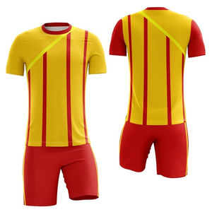 Uniformes de Fútbol para Hombre, Manga Corta, 100% Poliéster, Transpirables, Precio al por Mayor, Diseño Personalizado OEM ODM para Adolescentes - Product Image 3