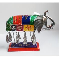 Clochettes d'éléphant en fer peintes à la main sur le thème de l'art indien moderne – Élégantes pour la maison et le bureau - Product Image 4