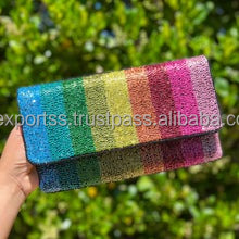 กระเป๋าคลัทช์ผ้าไหมพับได้ลายเชฟรอนทำมือ ประดับลูกปัด ปิดด้วยแม่เหล็ก ความจุสูงสุด 1 ลิตร กระเป๋าใส่เหรียญลำลองสำหรับผู้หญิง - Product Image 3