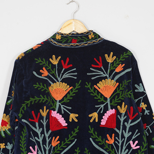 Veste réversible en velours pour femmes, brodée Suzani, style bohème, fleurs, faite à la main, ethnique, pour l'hiver, l'automne et l'été - Product Image 5