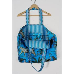 Sac fourre-tout indien fait main en coton matelassé à motif floral vintage pour le shopping, à porter à l'épaule, pour le marché, rangement personnalisé - Product Image 5