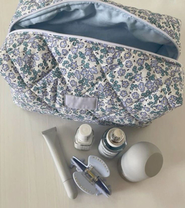 2026 Manual Quilted Cloth Makeup <b>Bag</b> Custom Color Floral Pattern Cosmetic Pouches Open Closure <b>Bags</b> - Product Image 3