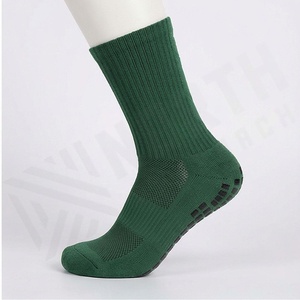 Green Crew <b>Socks</b> Solid Color Knitted Breathable Cotton <b>Men</b> Women Daily Casual Wear Spring Season Standard Thickness - Product Image 3