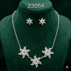 Último Modelo de MOLL JEWELLERS, Conjunto de Collar y Aretes con Incrustaciones Florales de Aleación de Zinc Chapado en Oro Indio de 24K, 0.3m, con Circonitas, para Mujer - Product Image 3