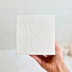 Caja de pañuelos de madera estampada especial para festividades, caja de pañuelos de madera festiva con estampado navideño para embalaje al por mayor, estuche/soporte. - Product Image 4