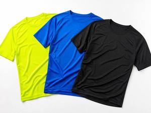 T-shirt sport graphique oversize tendance en coton biologique anti-boulochage avec logo frontal, manches courtes – Coupe décontractée, respirant et confortable - Product Image 3
