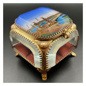 Boîtes à bijoux modernes en laiton avec verre biseauté OEM/ODM |   Boîte de rangement pour bijoux en métal moulé sous pression, personnalisable en couleur et logo, faite à la main - Product Image 1