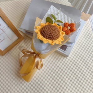<span class=keywords><strong>Ramo</strong></span> de Flores Tejidas a Mano, Girasol, Clavel y Rosa, Regalo para el Día de San Valentín, <span class=keywords><strong>Ramo</strong></span> de Flores de Ganchillo Terminado, para Eventos Festivos, Venta al Por Mayor - Product Image 6