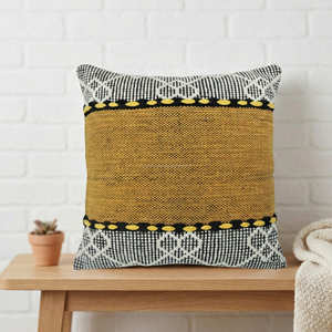 Coussin décoratif rose pâle, housse de coussin en coton style bohème avec rayures horizontales et détails à pois, accent tissé style ferme - Product Image 5