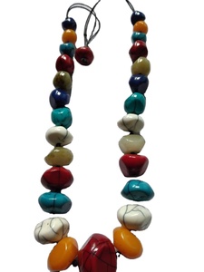 Collar con colgante de cuentas de resina para mujer, último diseño, collares con cuentas de todos los colores, estilo bonito con cuerno para fiesta, fabricado en India - Product Image 2