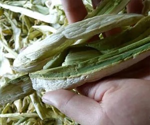 ก้านมันเทศแห้ง วัตถุดิบทำอาหาร ผักแห้งธรรมชาติจากเวียดนาม - Product Image 1