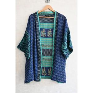 Kimono de Seda Indio Hecho a Mano para Mujer, Bata Corta Estampada para Estar en Casa o Dormir - Product Image 1