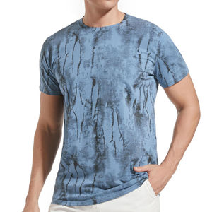 เสื้อยืดกีฬาผู้ชายแบบซับลิเมชั่น ผ้าฝ้ายพรีเมียม ลายกาแล็กซี่ ทรงหลวม แห้งเร็ว น้ำหนักเบา โลโก้ด้านหน้า รับสั่งทำตามแบบ OEM ODM - Product Image 3