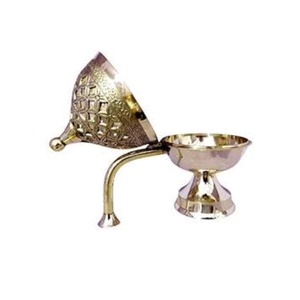 Porte-encens décoratif en laiton antique plaqué or avec motif floral pour la décoration de table - Product Image 1