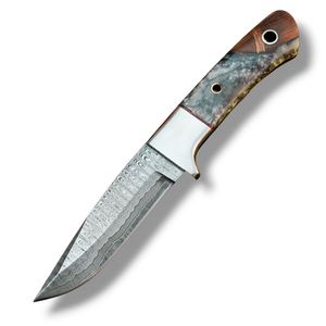 Couteaux de chasse de luxe faits à la main en acier Damas avec lame à motif unique, manche en bois noir et incrustation décorative pour le camping en plein air - Product Image 1