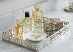 Premium <b>Square</b> <b>Mirrored</b> Serving Tray With Geometric Pattern Polished Metal Finish Elegant Design For Residential Use - Product Image 4