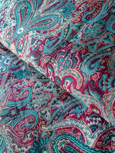 ผ้าคิมชับลายเพสลีย์พรีเมียมพร้อมลวดลายดอกไม้ - Product Image 1