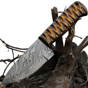 Couteau de chasse Damas avec construction à lame pleine longueur et poignée en bois dur texturé, couteaux de chasse personnalisés pour usage extérieur à vendre - Product Image 4