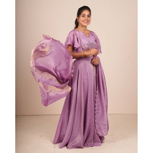 TEJIDO DE DISEÑADOR SEDA HECHO A MANO COSTADO LEHENGA CHOLI CON DUPATTA LAVANDA - Product Image 1