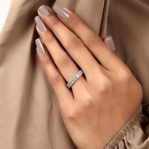 Anillo de Eternidad de Doble Hilera con 200 Diamantes Marquise Cultivados en Laboratorio, en Oro Sólido de 14K, Elegante Joyería Nupcial - Product Image 2