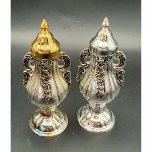 Saleros de Metal con Asas Decorativas y Tapas Doradas, Ecológicos, Herméticos, Aptos para Alimentos, Solo Lavado a Mano, Herramientas Duraderas para Hierbas y Especias - Product Image 1