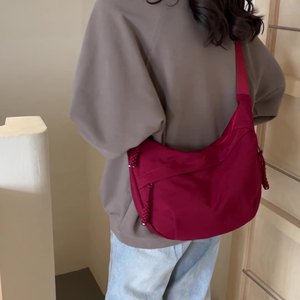 กระเป๋าถือแฟชั่นผู้หญิงลายโลโก้แบบกำหนดเอง กระเป๋าสะพายข้าง กระเป๋าโท้ทกันน้ำ กระเป๋าทำงานสำหรับผู้หญิง กระเป๋าผ้าแคนวาสสำหรับผู้หญิง - Product Image 2