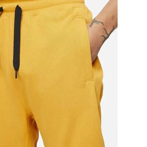 Pantalones deportivos al por mayor para hombre, pantalones de chándal amarillos para hombre con diseño de logotipo personalizado - Product Image 2