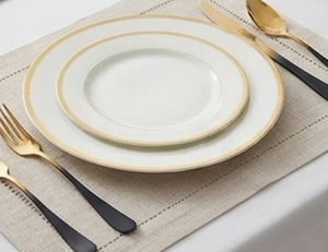Ensemble de couverts modernes en or et noir, résistant au lave-vaisselle, fourchette, cuillère, couteau, pour une table élégante - Product Image 2