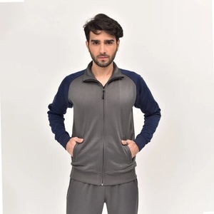 Chándal de hombre azul marino con cremallera completa y bolsillos laterales, transpirable, estilo casual, corte regular, de poliéster y elastano para otoño. - Product Image 1