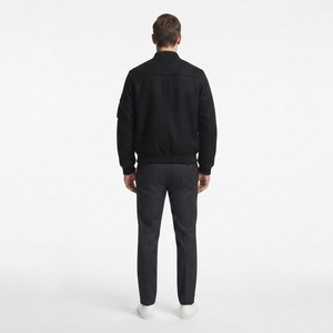 Blouson bomber streetwear noir minimaliste personnalisé, 100% nylon ripstop 120GSM, résistant à l'eau, léger, fermeture éclair sur le devant, unisexe - Product Image 2