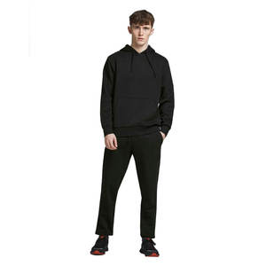 Conjunto Deportivo Transpirable para Hombre, Sudadera con Capucha y Pantalones Deportivos con Bolsillos para un Estilo Urbano Atrevido, Moda 2025 - Product Image 1