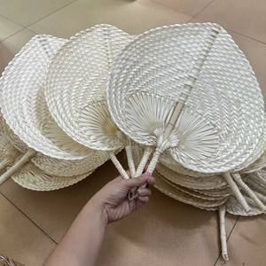 พัดไม้ไผ่ธรรมชาติ – พัดงานแต่งงานทอมือแบบกำหนดเองพร้อมป้ายชื่อ ของชำร่วยงานแต่งงานฤดูร้อน ของตกแต่งงานแต่งงานริมชายหาด และของตกแต่งผนังบ้าน - Product Image 3
