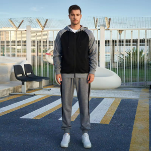 ชุดวอร์มผู้ชายแบบมีฮู้ดลายเรียบ ผ้าฝ้าย 100% น้ำหนักเบา สั่งทำโลโก้ได้ ราคาขายดีที่สุด - Product Image 2