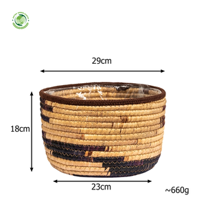 Juego de 2 cestas de jacinto de agua con forros de plástico, cestas de almacenamiento hechas a mano, venta al por mayor, ecológicas, hechas en Vietnam - Product Image 3