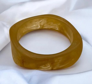 Bracelets en résine en gros à prix réduit, bracelets en résine multicolores, bracelets en résine personnalisés, articles de gros d'usine - Product Image 2