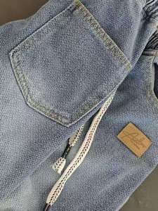 Shorts décontractés pour hommes, coupe ample, longueur genou, couleur unie, qualité supérieure, effet vintage délavé, avec cordon de serrage, taille élastique, infroissable - Product Image 4