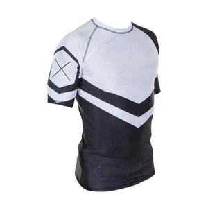 Pantalones cortos de manga larga de compresión simple Rash Guard Hombres Camisas de compresión OEM Precio barato Rash Guard para ropa de gimnasio - Product Image 2