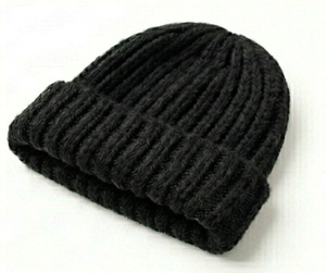 Gorro Unisex de Punto Acanalado, Color Sólido, Cálido para Invierno, Casual, Talla Adulto 56-58CM, 100% Acrílico, Tejido a Máquina - Product Image 5