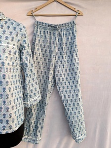 Ensemble de pyjama en coton 100% imprimé en bloc, vêtements de nuit floraux pour l'été et le printemps, respirant et doux, ensemble de vêtements de nuit en tricot décontracté - Product Image 5