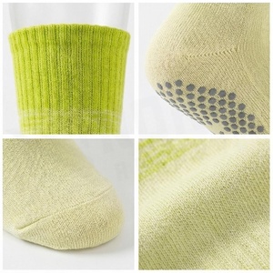 Chaussettes ras du cou tricotées respirantes vert lime uni pour adultes, usage quotidien décontracté - Product Image 4