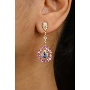 Boucles d'oreilles pendantes florales en or 18 carats avec saphirs roses et bleus et diamants - Product Image 5