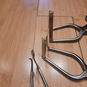 Ensemble de rétracteurs pour laminectomie Aesculap Myerding, 3 pièces, manuels, certifiés ISO13485, instruments chirurgicaux orthopédiques de classe I JI-3305 - Product Image 4
